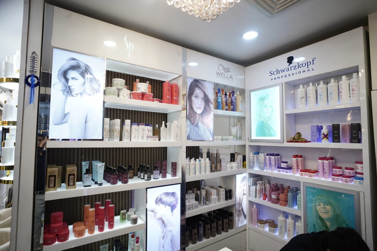 bridal makeup Salon in Rohini